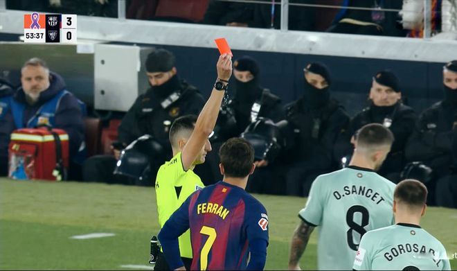 亚博app-包含今晨巴塞罗那调整名单以备西甲，造点机会环节打磨，引发热议，赛程密集仍需轮换的词条-亚博app